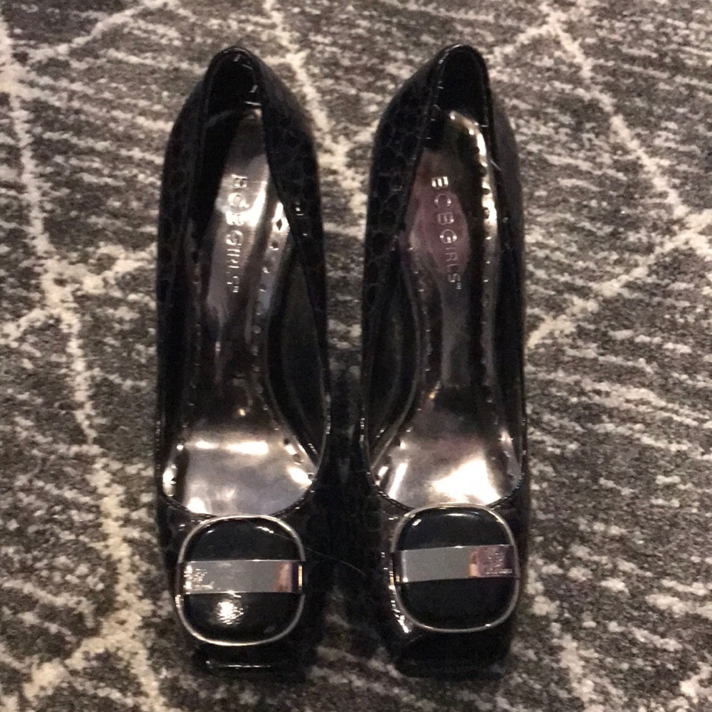 High heeled classic heels